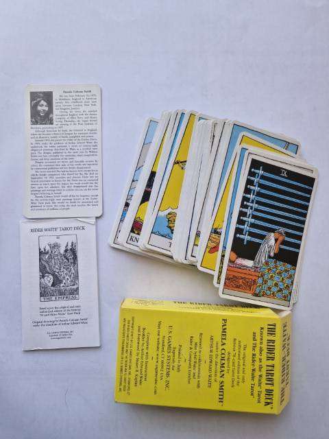 Classic Rider-Waite Tarot Decl