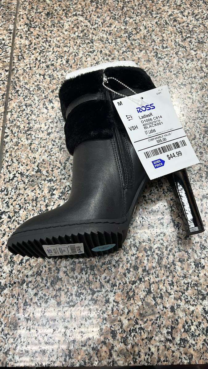 DKNY ladies Boot Black