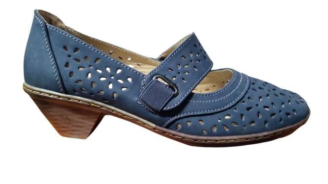 Ladies Heel Brown or Navy