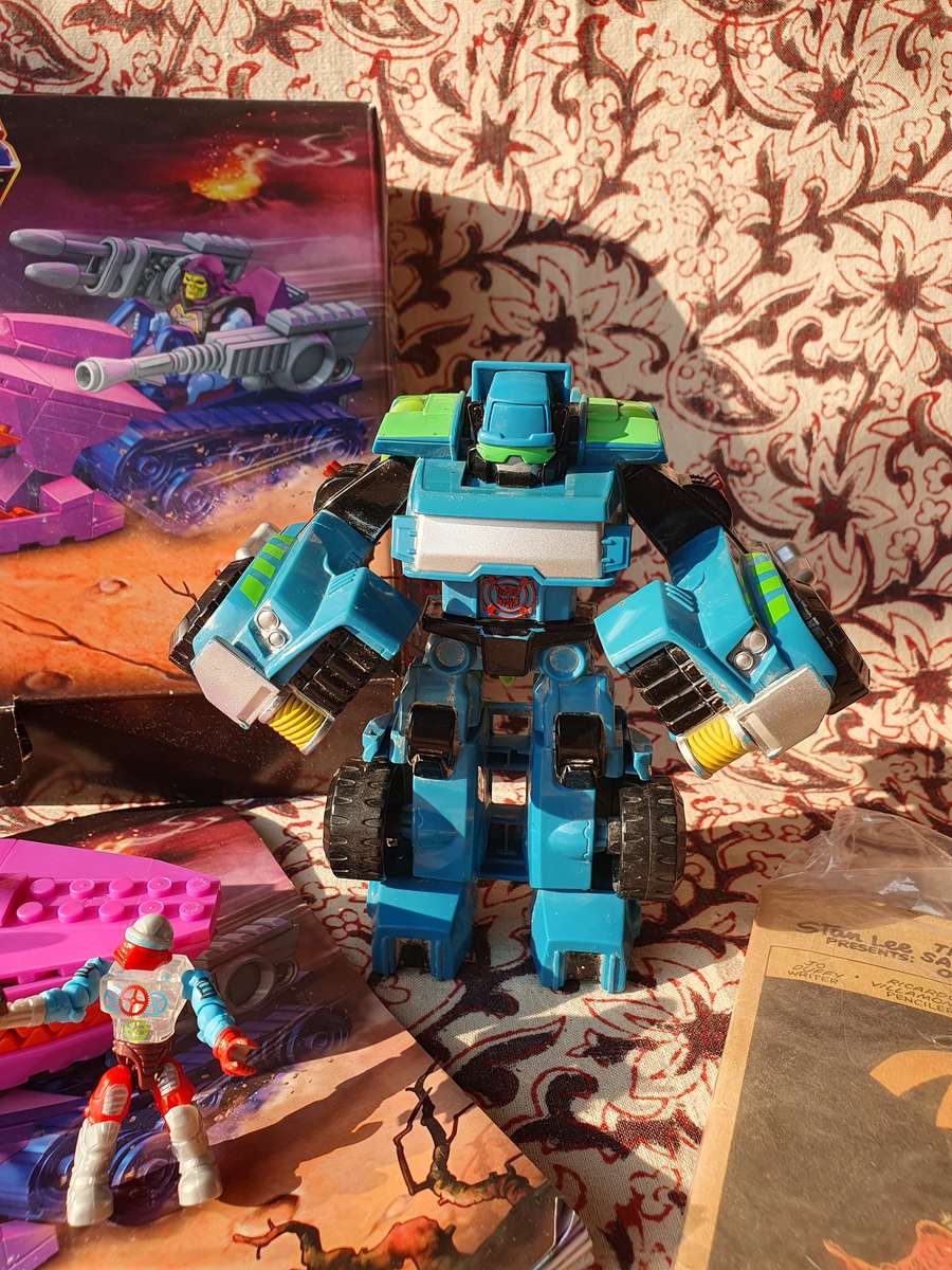 Vintage Toy Bundle, Master Of The Universe, Transformer, Comic & Simbazo Coins