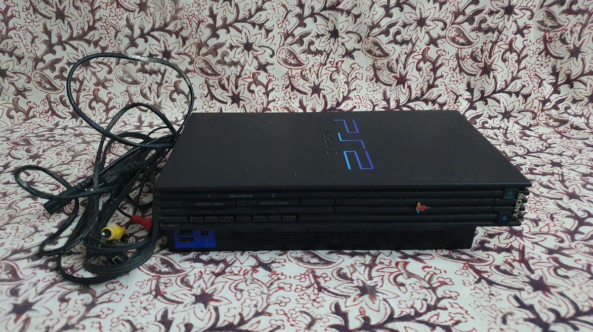 PS2 Console with Controller, Racing Streering Wheel & Peddles