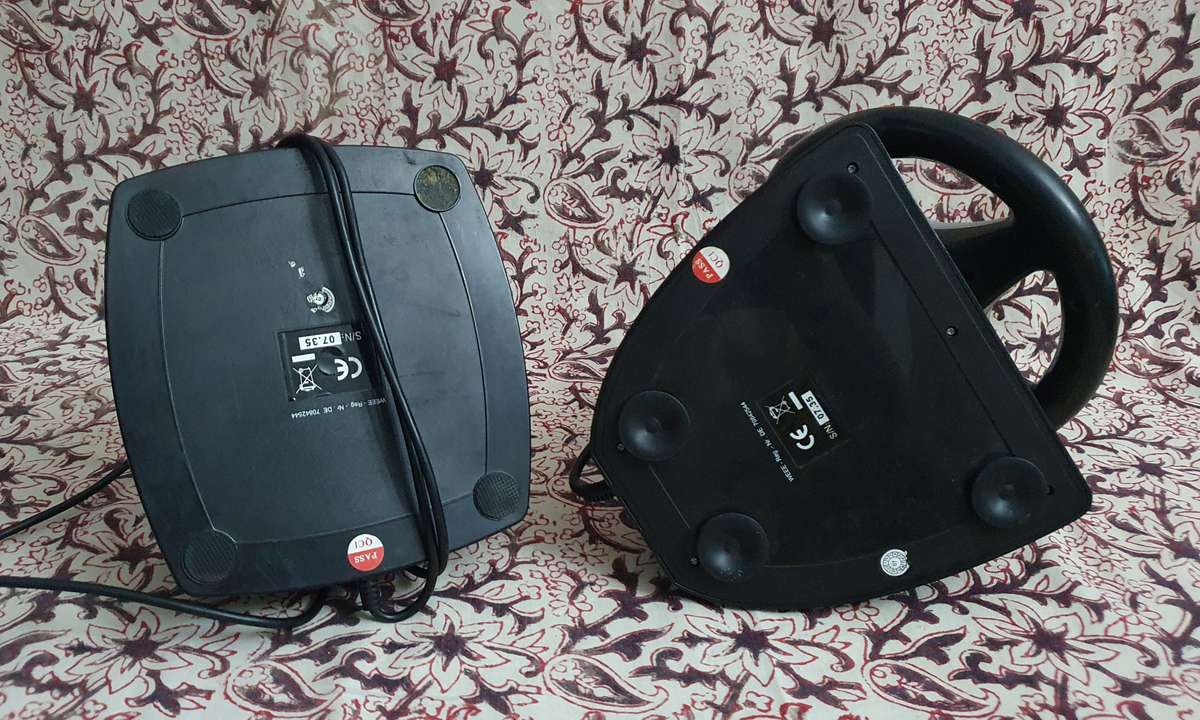 Playstation 2 Bundle with 1x Controller 1x Steering Wheel & Pedals ( All Wires )  All Turns on