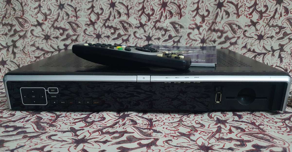 HD PVR Decoder with Remote & Kodak Camera with Bag and Charger ( Untested )