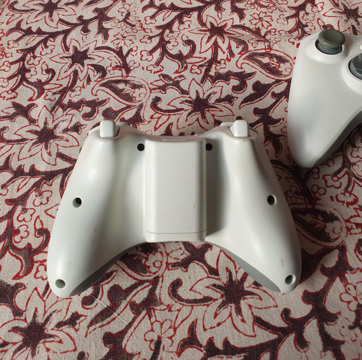 2x Xbox Controller Set ( Not Tested )