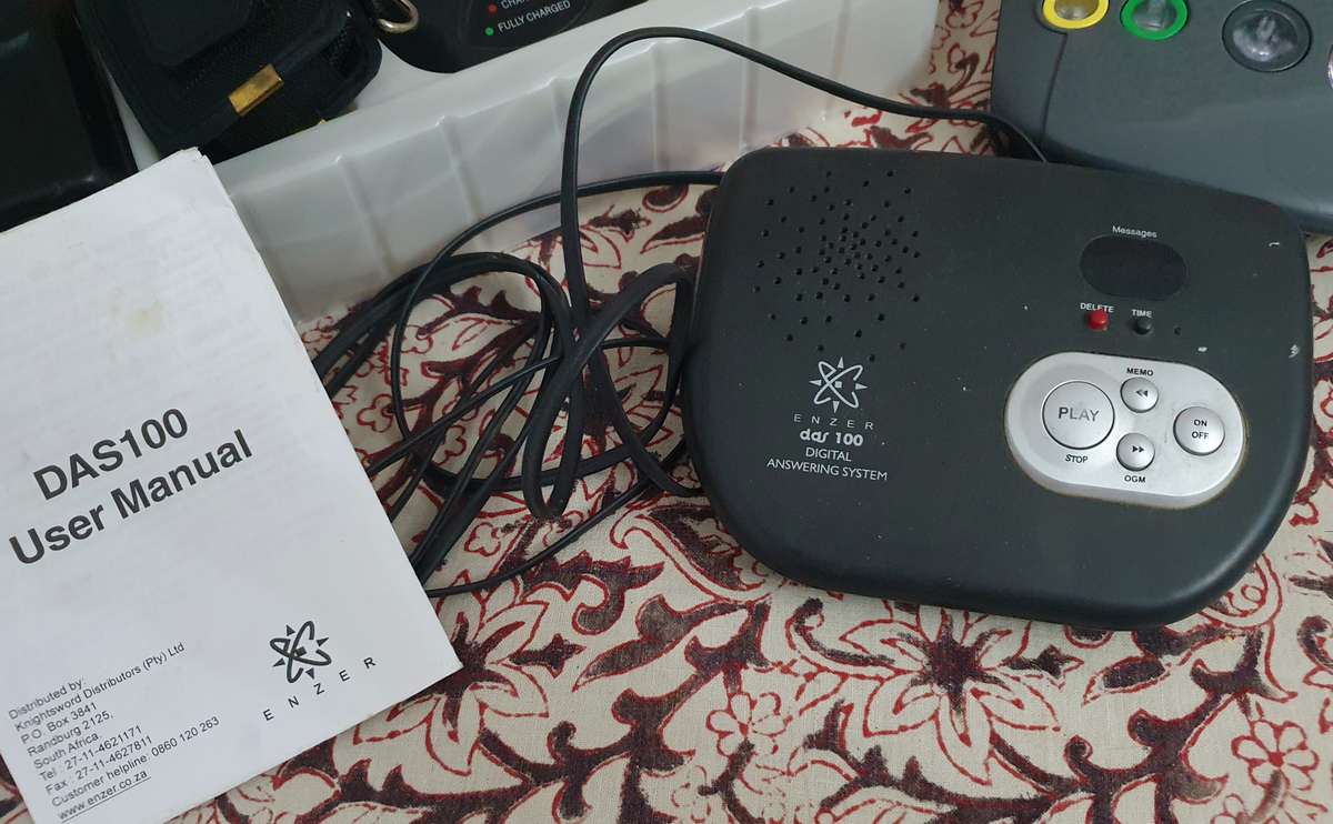 Radio, DAS100 Digital Answering System & Carephone 62