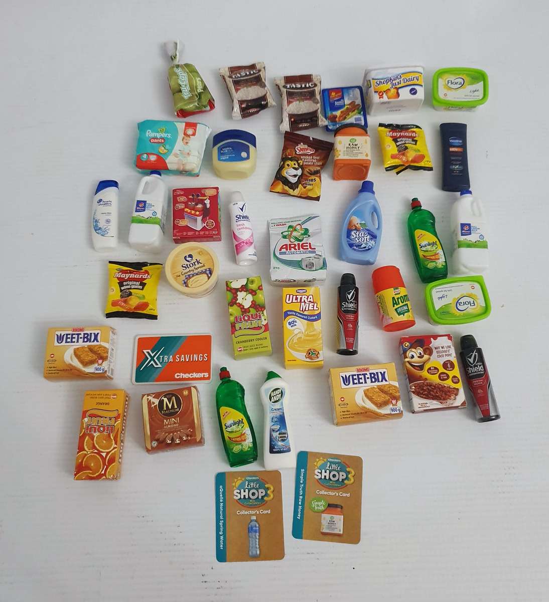 Little Shop 3 Checkers Mini Figures