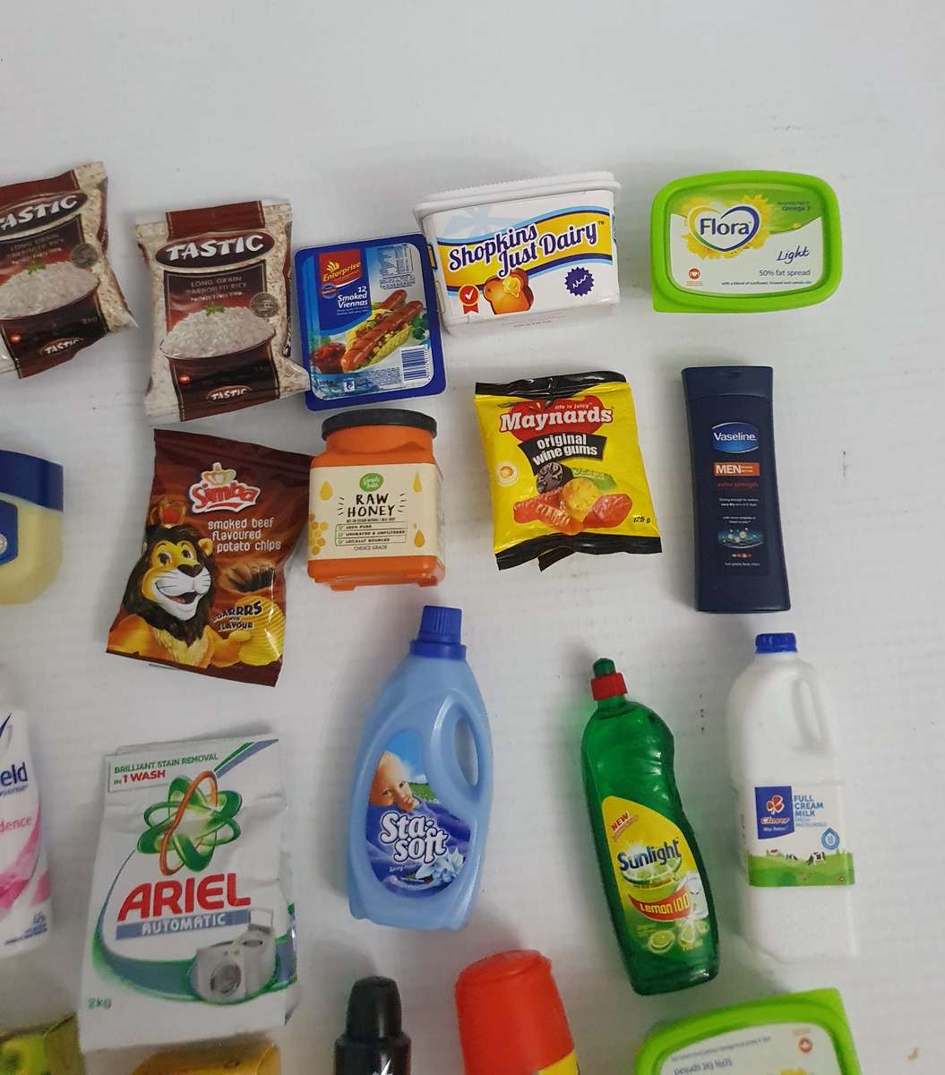 Little Shop 3 Checkers Mini Figures