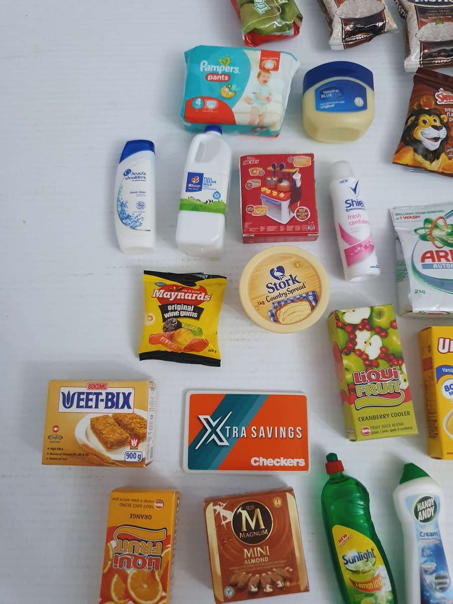 Little Shop 3 Checkers Mini Figures