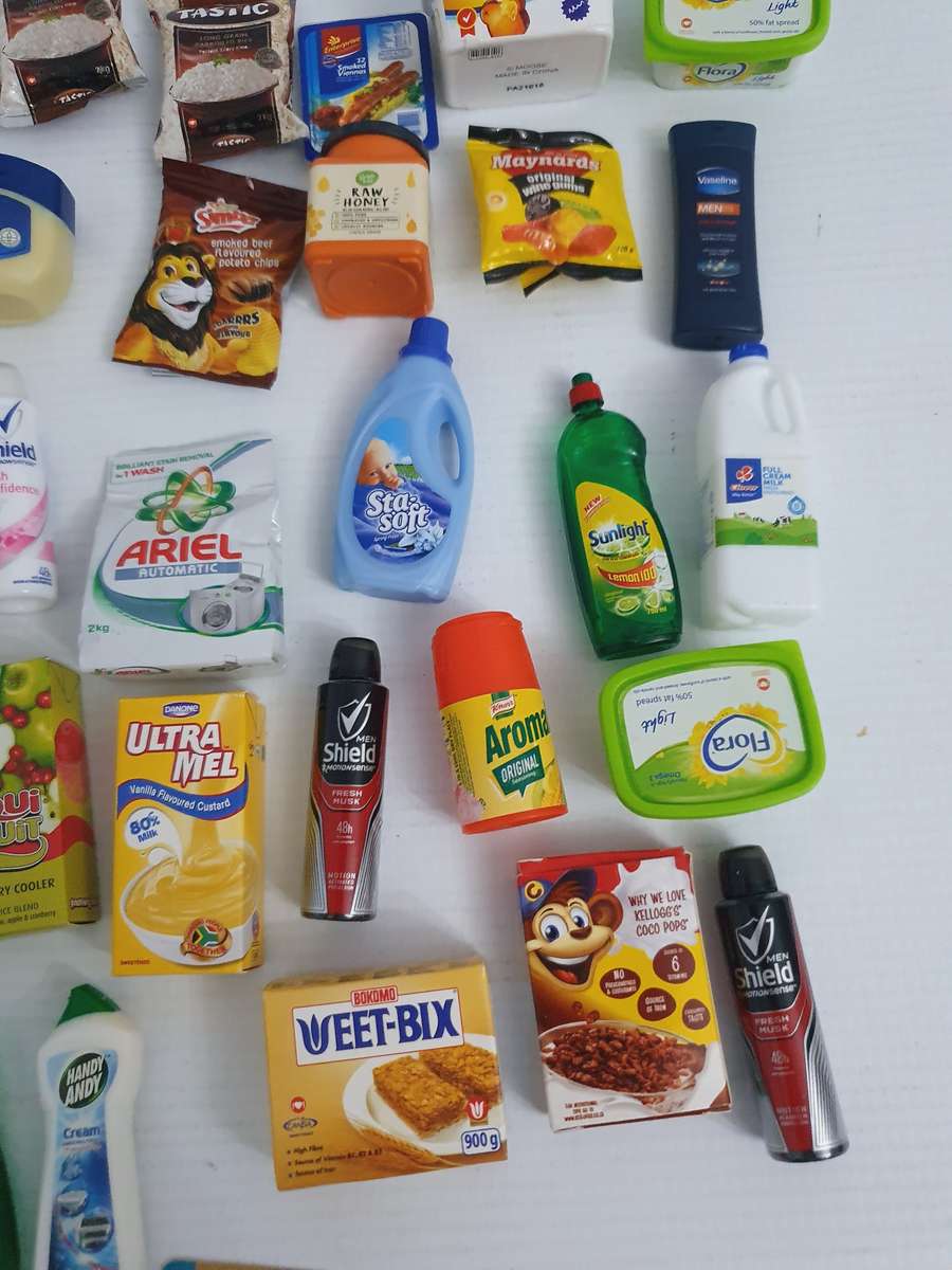 Little Shop 3 Checkers Mini Figures