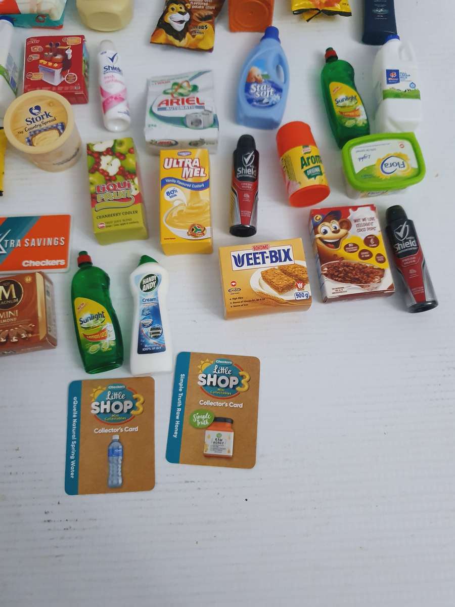 Little Shop 3 Checkers Mini Figures