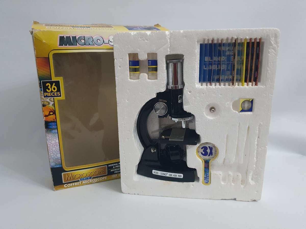 Toy Micro Science Set ( Incomplete )