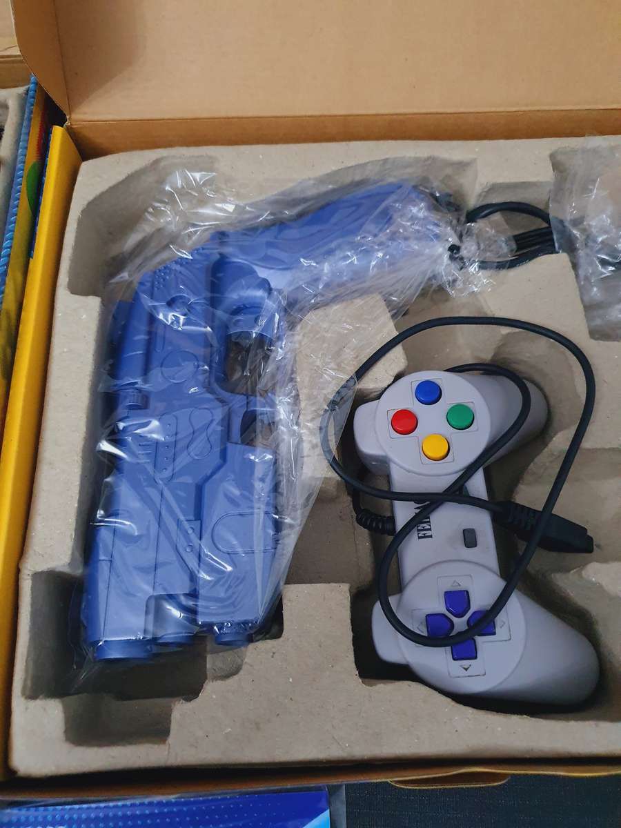 Falcon PC Kid 3 Boxed Game Set Plug & Play