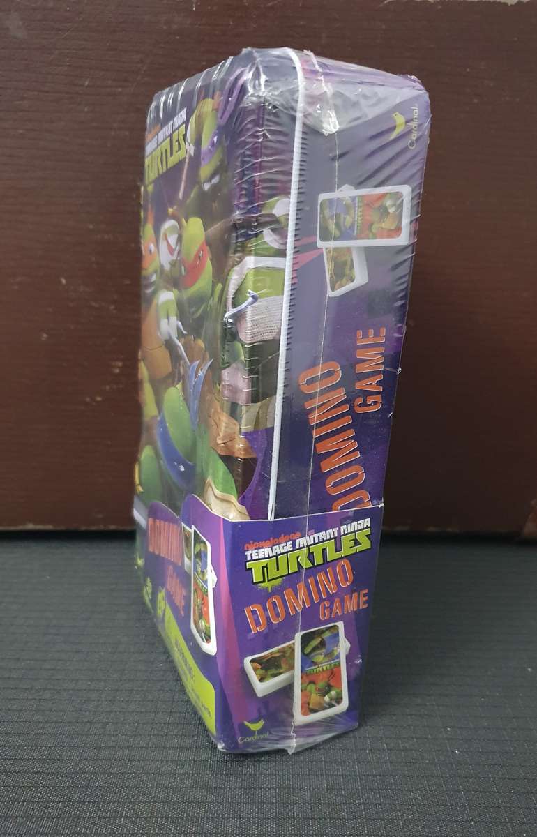 Teenage Mutant Ninja Turtles Domino's Game ( Sealed )