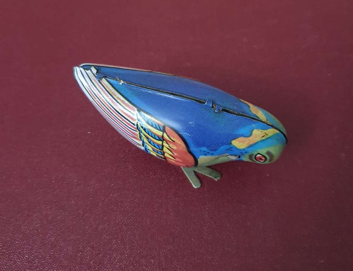 Chinese Small Tin Metal Birdie Toy  Made in China