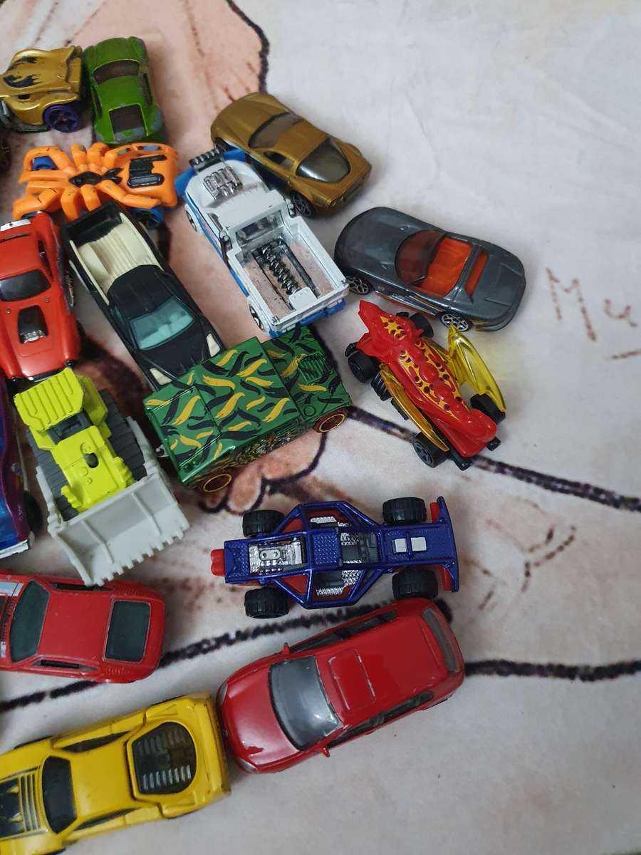 HotWheels & Others Metal and Plastic Car Toy Bundle