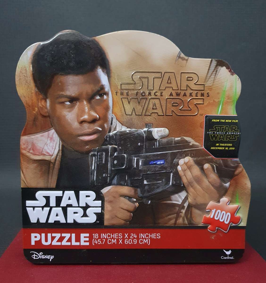 Starwars The Force Awakens Puzzle in Metal Tin ( Complete )