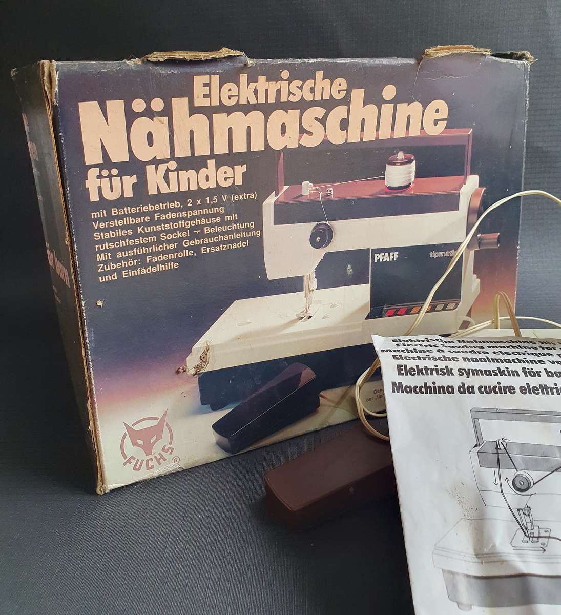 Vintage PFAFF German Electric Children's Plastic Sewing Machine ( Untested )