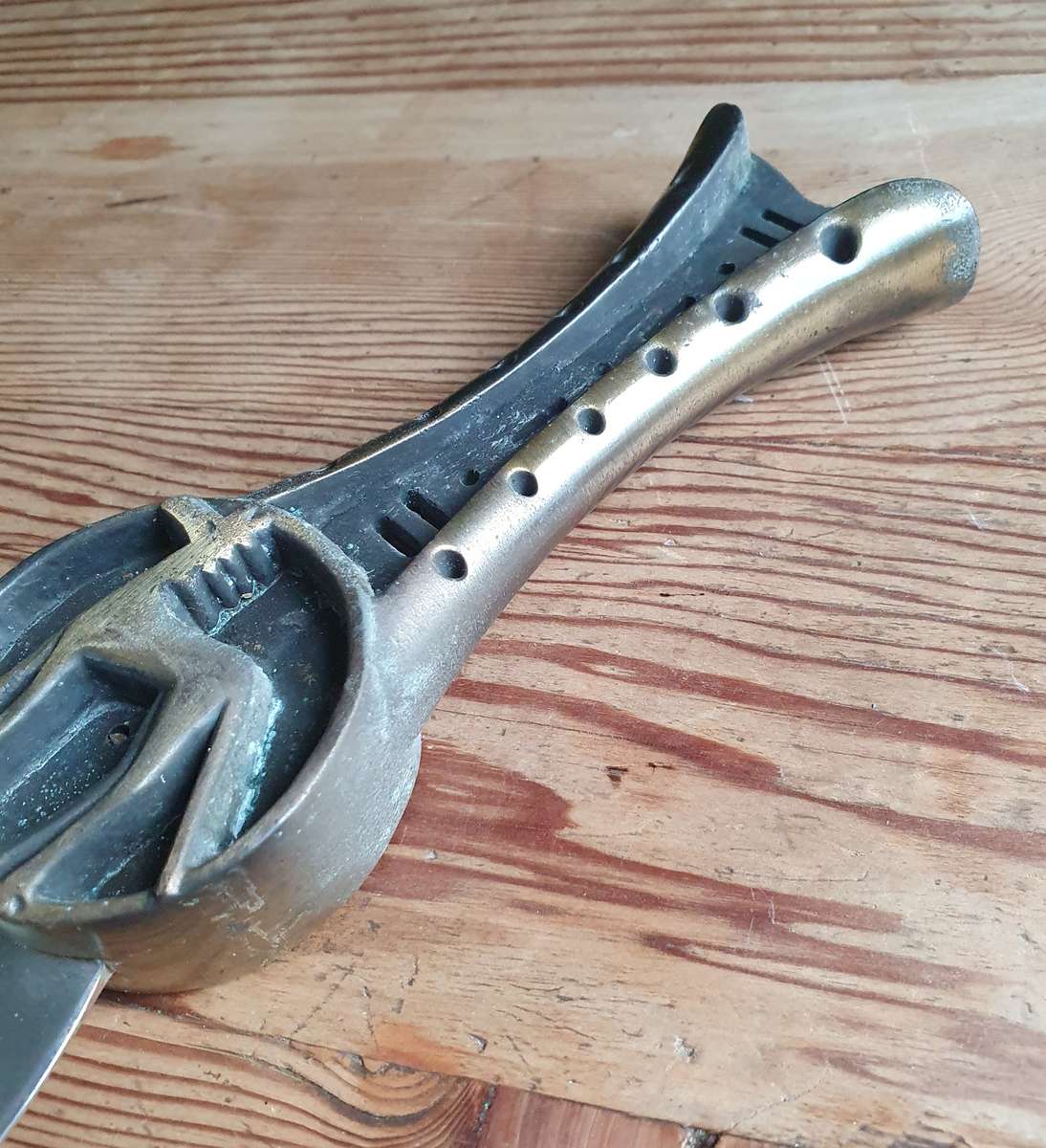 D.O.W 420 Stainless Steel Sword with Solid Brass Handle