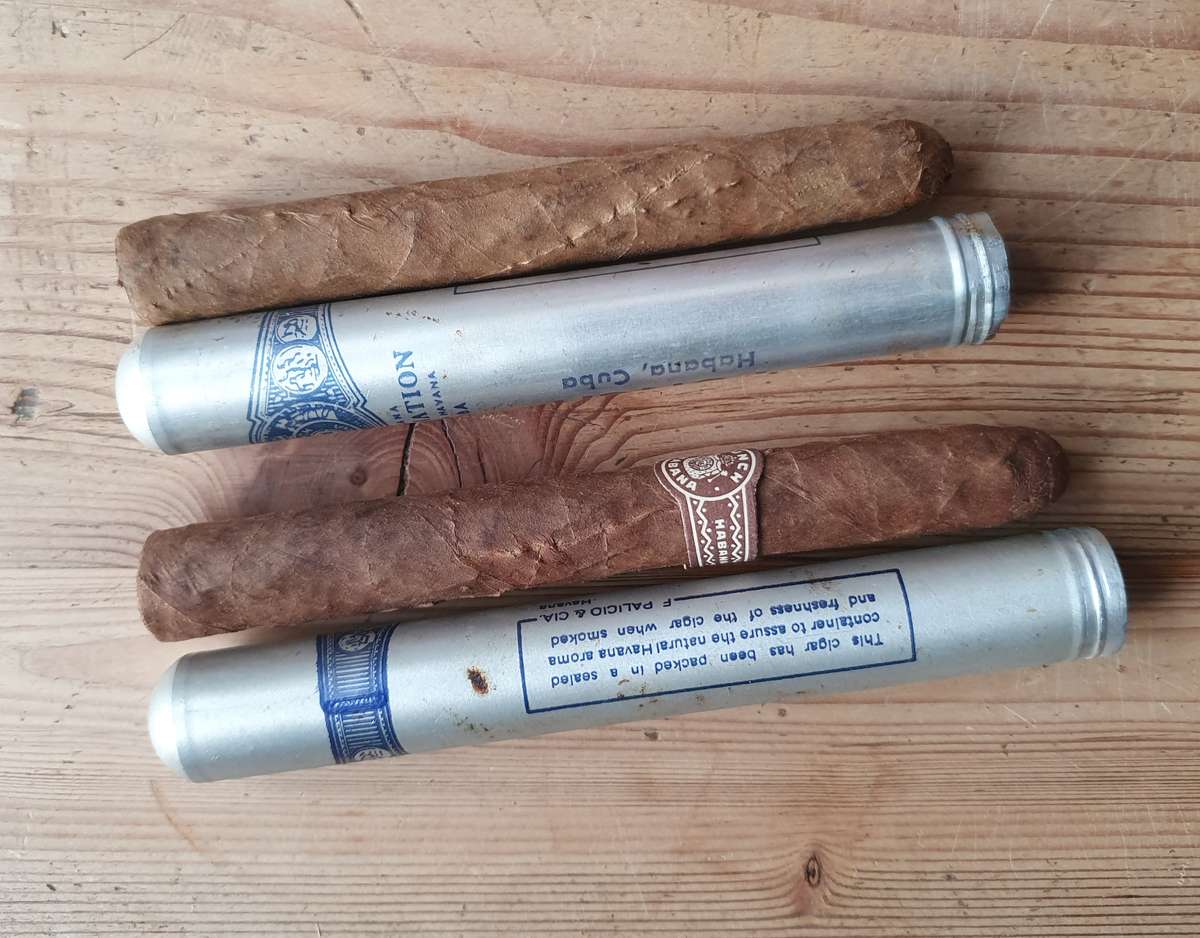 Fabrikaat HenriWintermans Cigar Box with Punch Haban Cuban Cigars