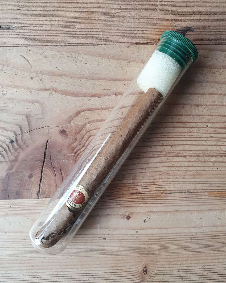 Fabrikaat HenriWintermans Cigar Box with Punch Haban Cuban Cigars