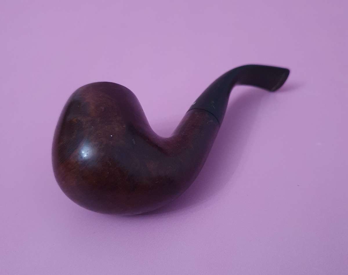 Vintage Plumb Wooden & Plastic Tobacco Pipe