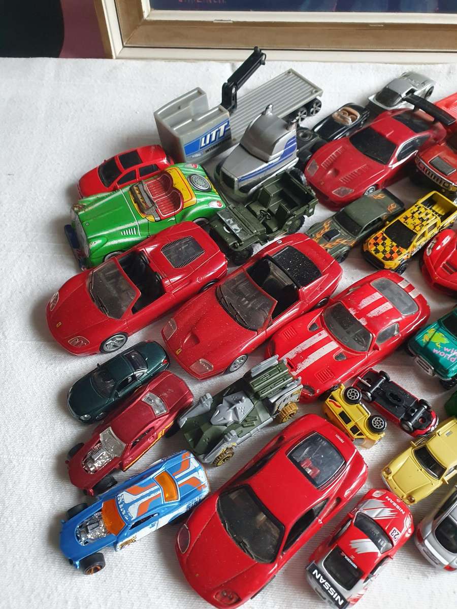 Toy Car Collection Metal / Plastic Bundle