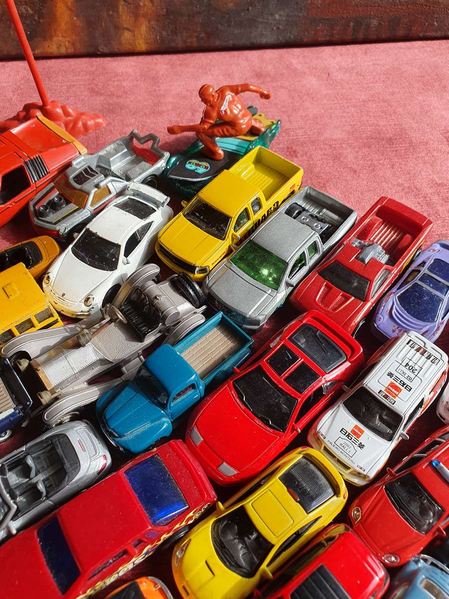 Metal/Plastic Toy Car Bundle