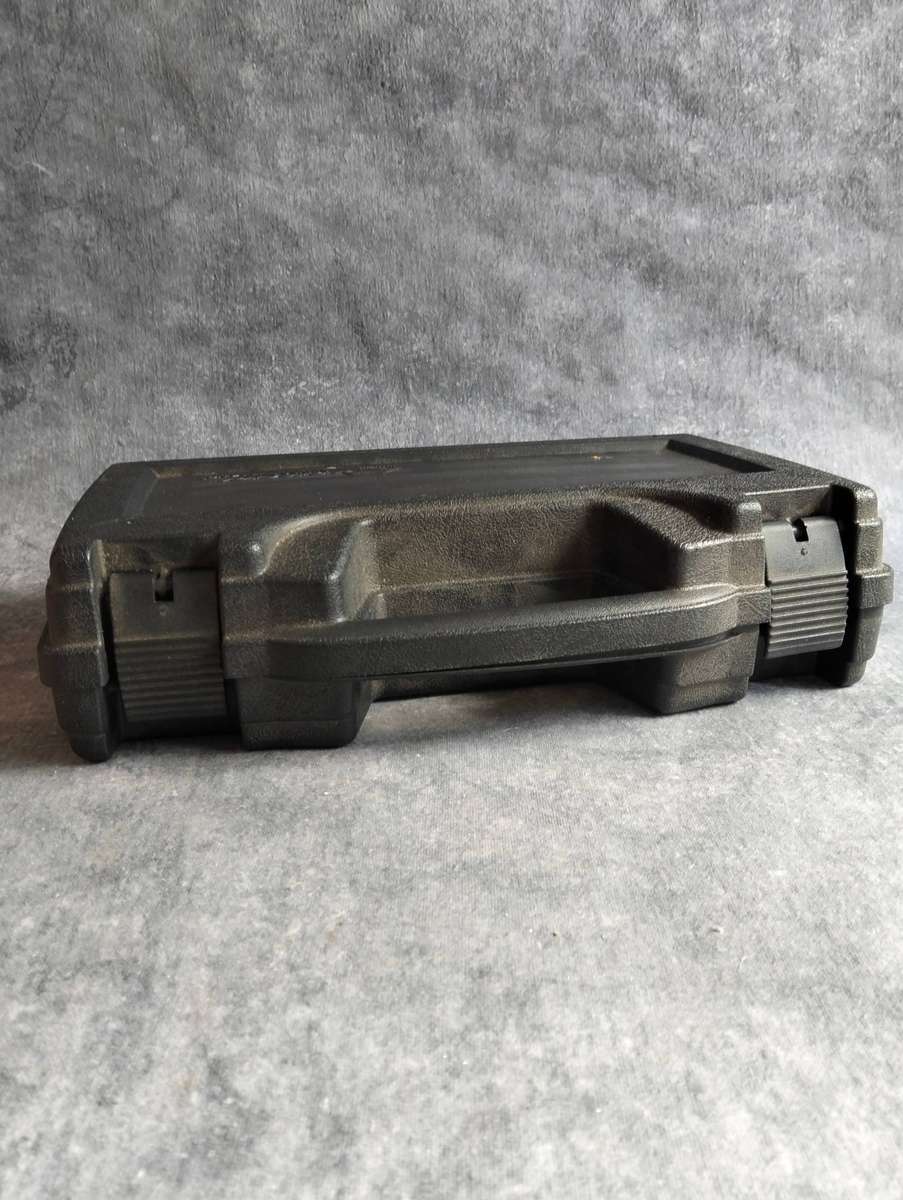 Tabletop Shuffleboard Pucks 8x Set in Case ( New )