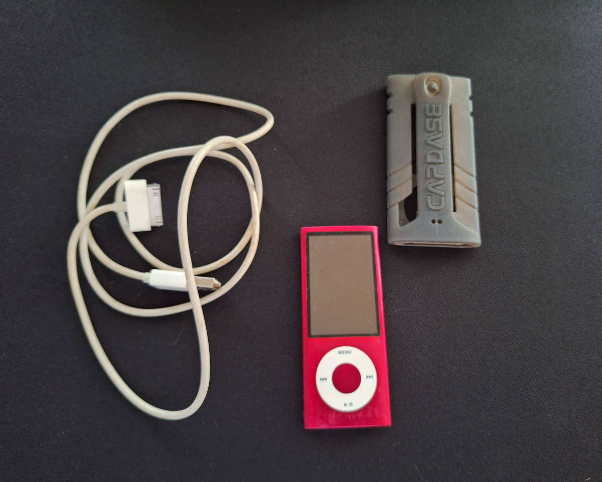 iPod Nano 5th Generation (Pink) - 8GB/16GB