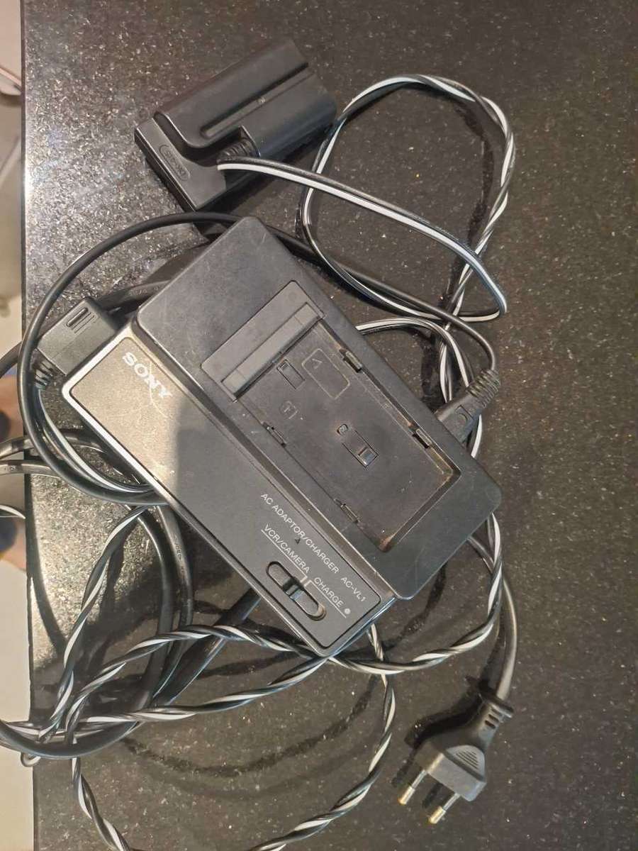 Sony HVR Z5E Direct Charger AC Adapter/Charger