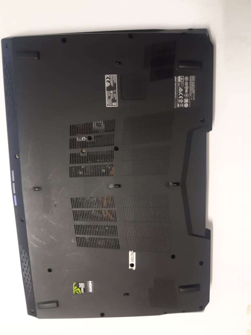 MSI GE72MVR 7RG APACHE PRO