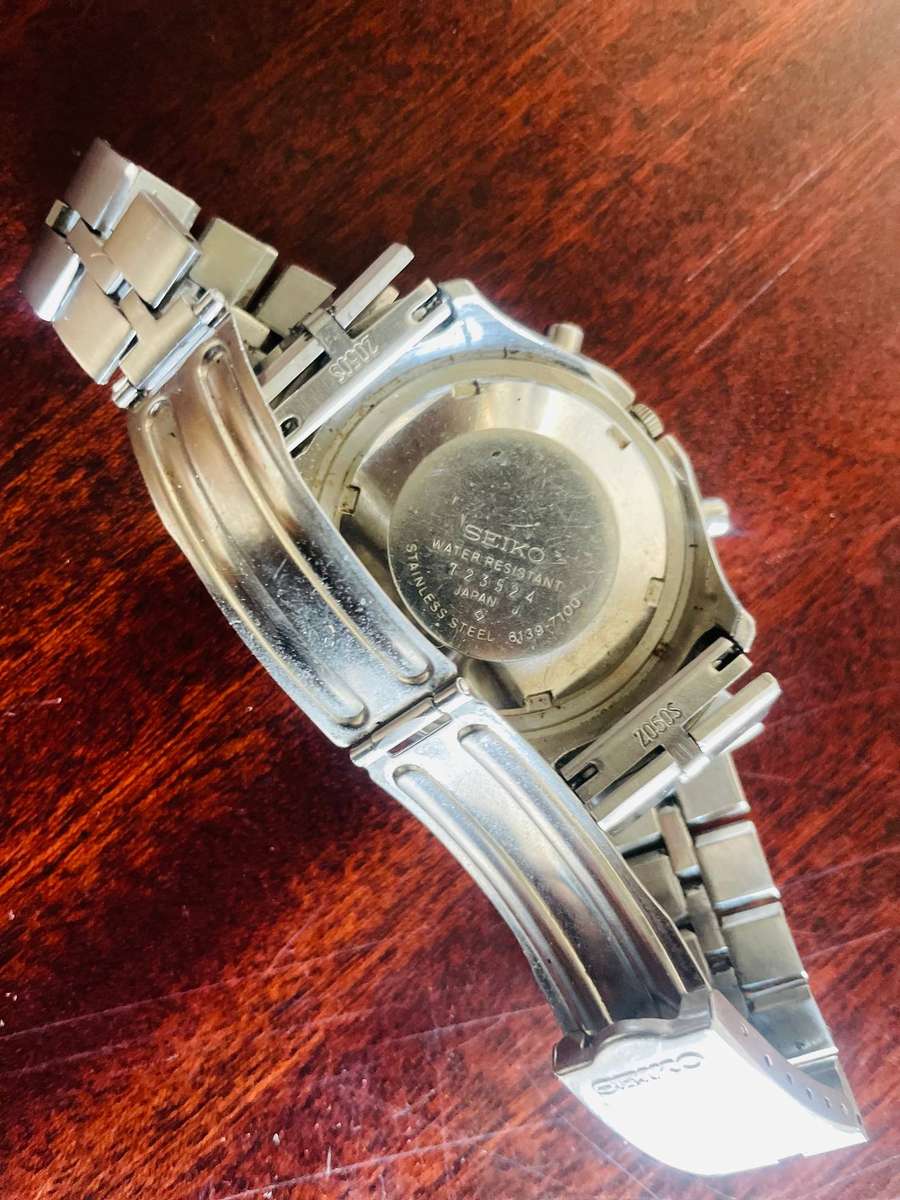 Seiko 6139-7100 automatic chronograph helmet Vintage watch
