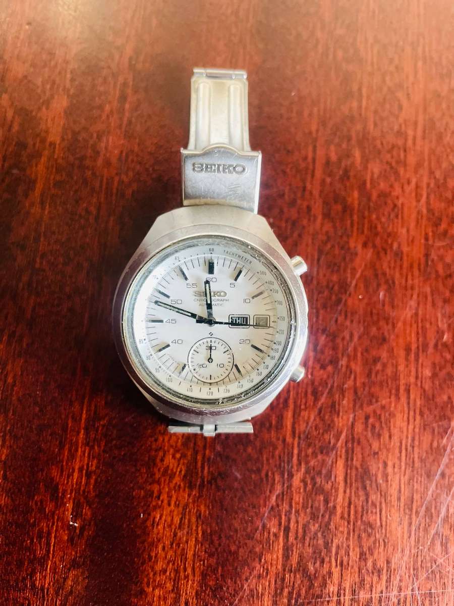 Seiko 6139-7100 automatic chronograph helmet Vintage watch