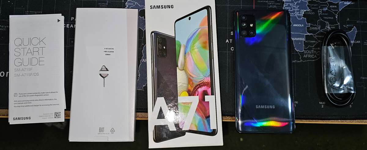Samsung Galaxy A71 SmartPhone, used in good condition with box, manual and charging cable