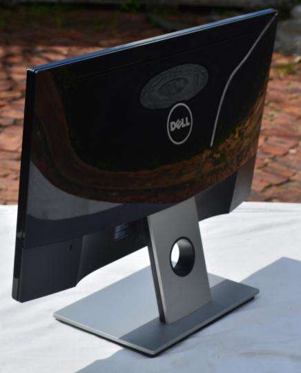dell lcd monitor se2216h, 22 Inch, vga and hdmi