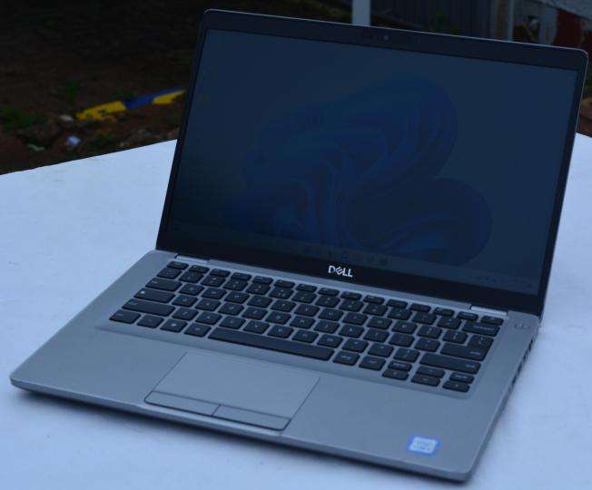 dell laptop l5400, 8th gen core i5, 256gb ssd, 8gb ram, 14.1", hdmi, 3g, wifi, win 11 pro, etc