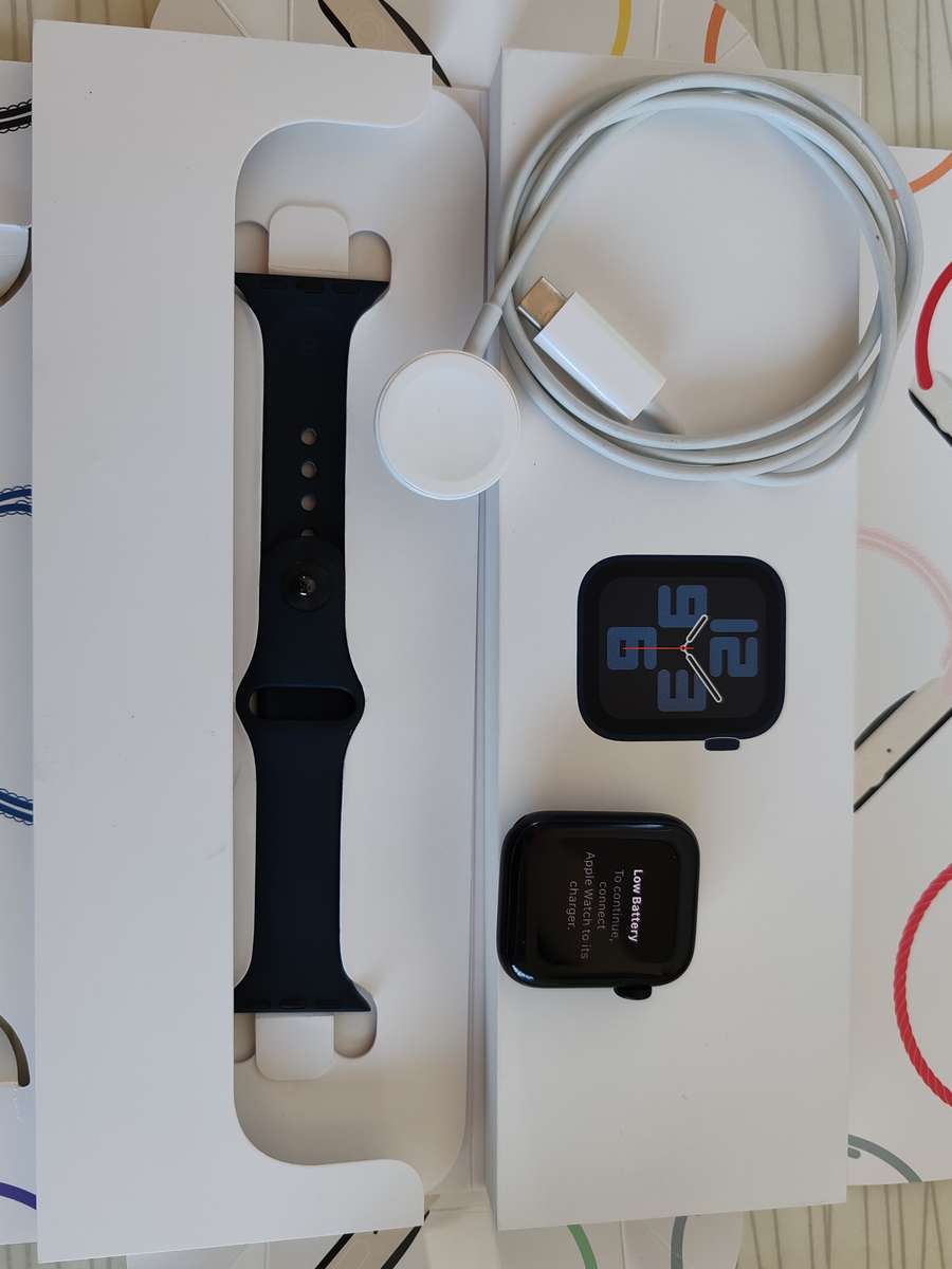 Apple Watch SE 2nd Gen 40mm GPS