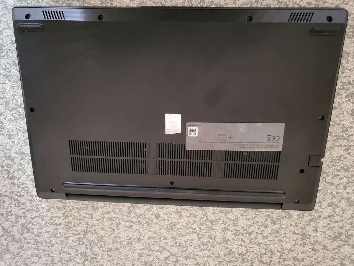 Lenovo V14 G2 ITL  Intel 11th Gen i3