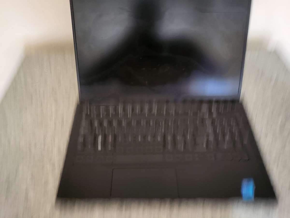 Dell Vostro 15 3510 11th Gen Intel Tiger Lake Core i5-1135G7 (not working  pls read)