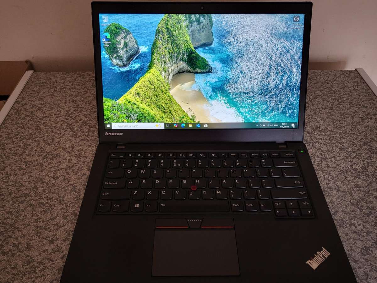 Lenovo ThinkPad T450s (dual batteries )