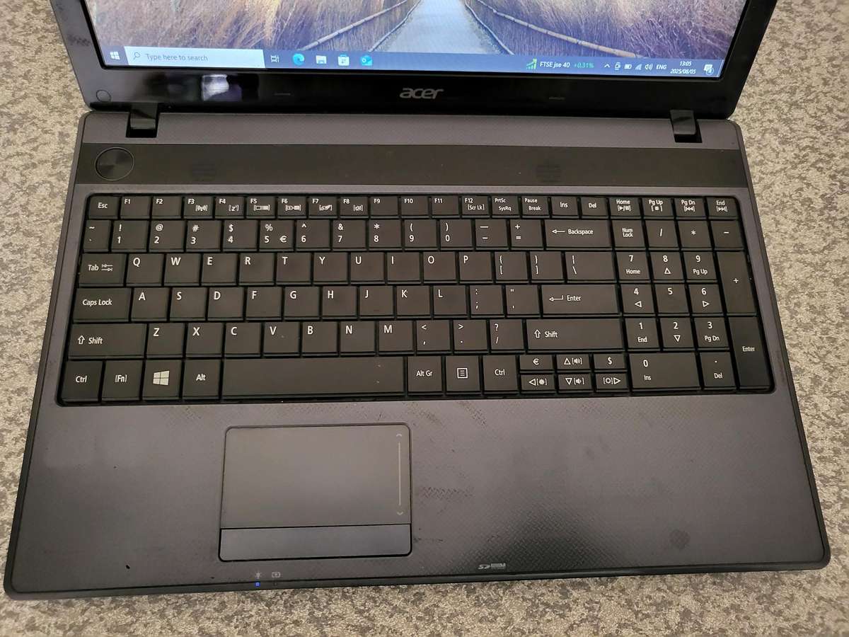 Acer Aspire 5349 Core i5 Notebook 500GB HDD 4GB Ram