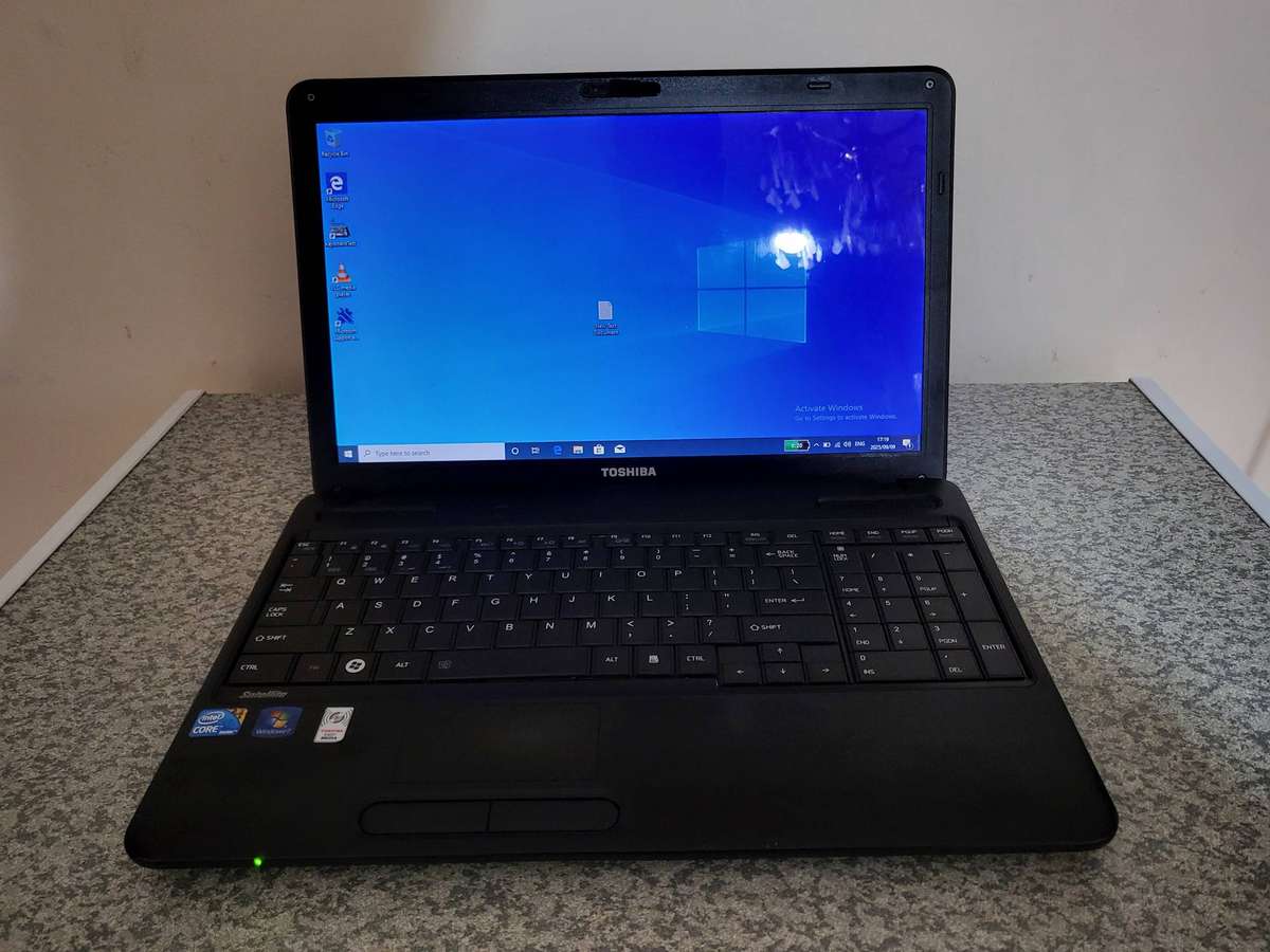 Toshiba Satellite C650  Core i3 Laptop