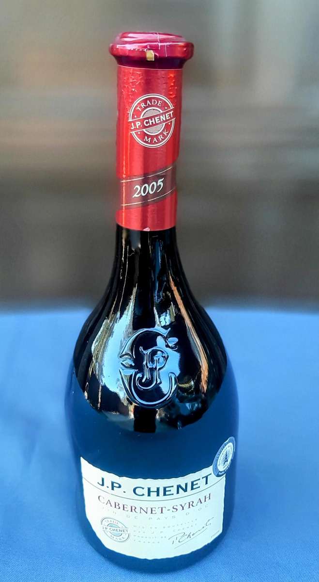 J.P Chenet 2005 Cabernet Sauvignon Syrah french wine very rare.