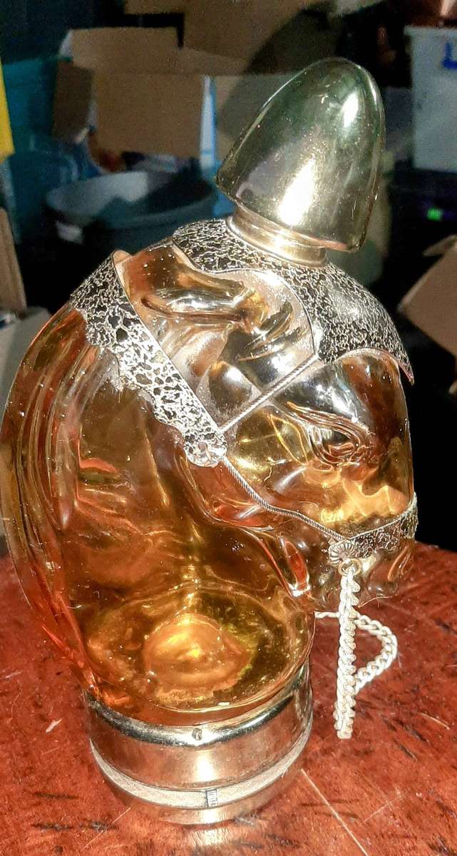 Vintage amber horse head musical liqueur bottle.Musical working.Just the bottle.