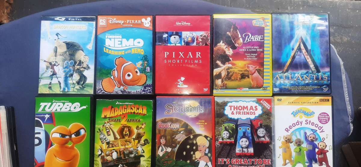 Collection of 10 kids dvd's Dispription on pictures