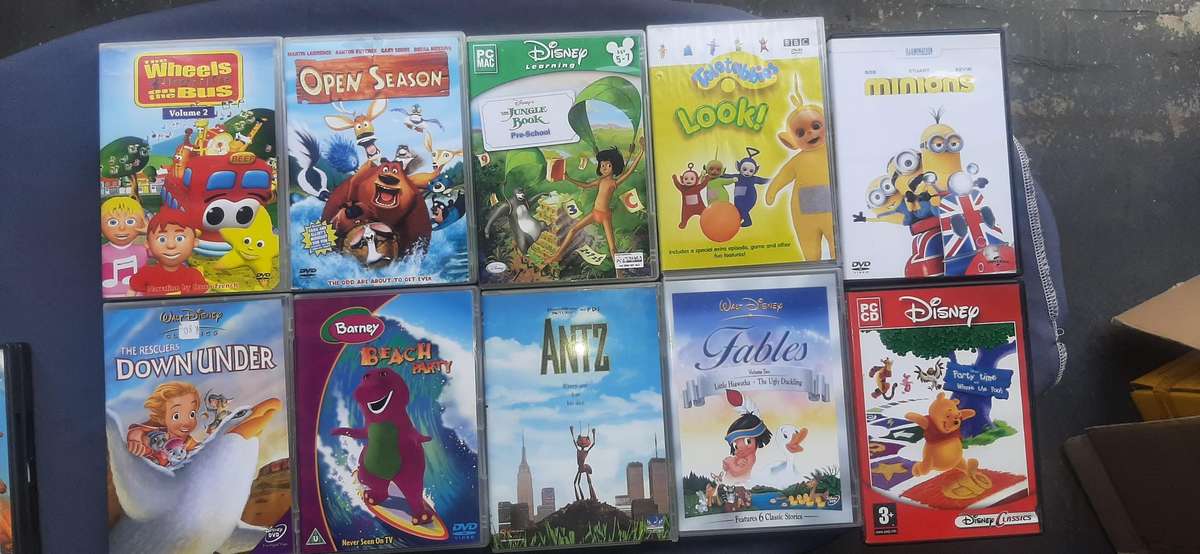 Collection of 10 kids dvd's Dispription on pictures