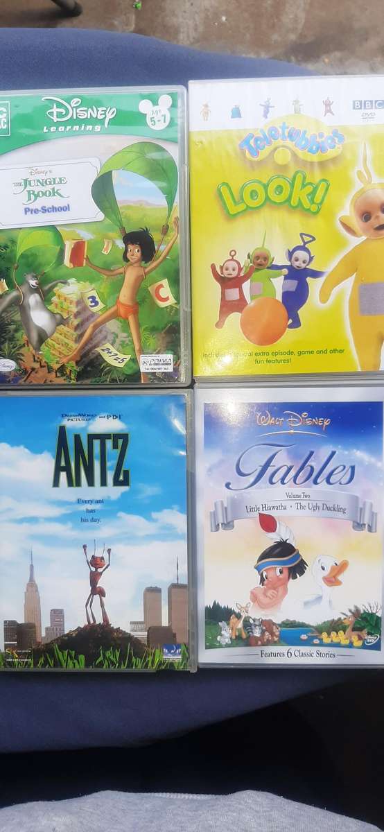 Collection of 10 kids dvd's Dispription on pictures