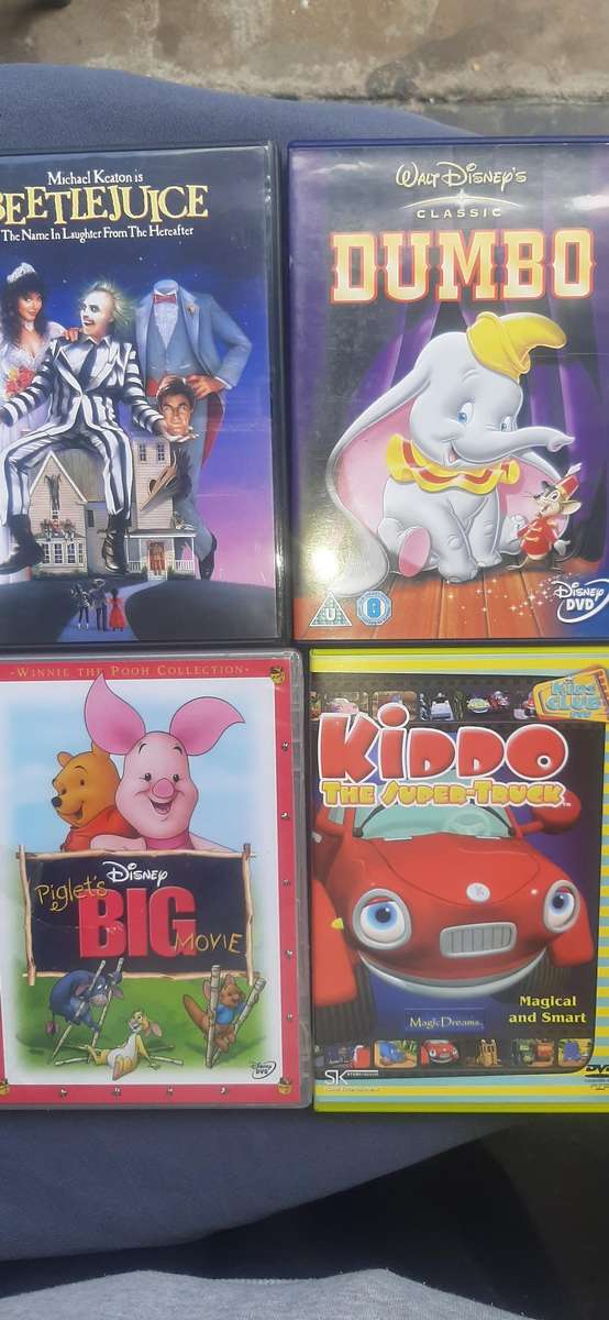 Collection of 10 kids dvd's Dispription on pictures