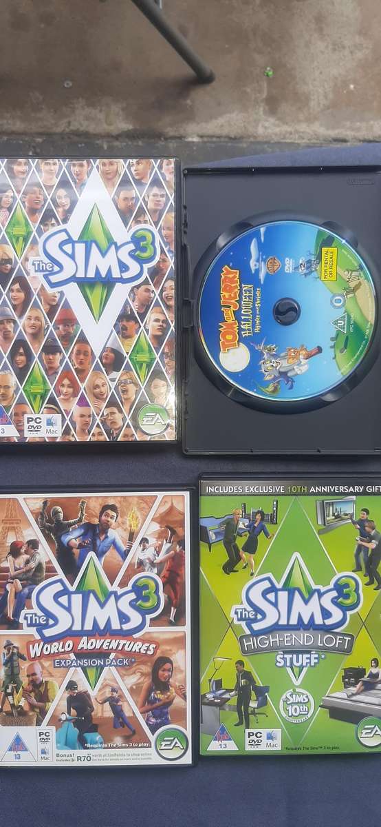 Collection of 11 kids dvd's  and pc games.Dispription on pictures