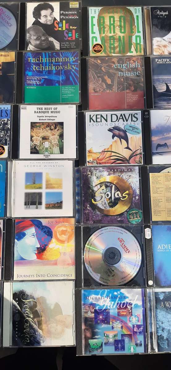 Set of 3 musical cd's. Description on photos.